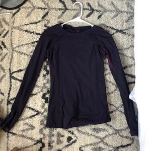 Lulu lemon long sleeve fitted top